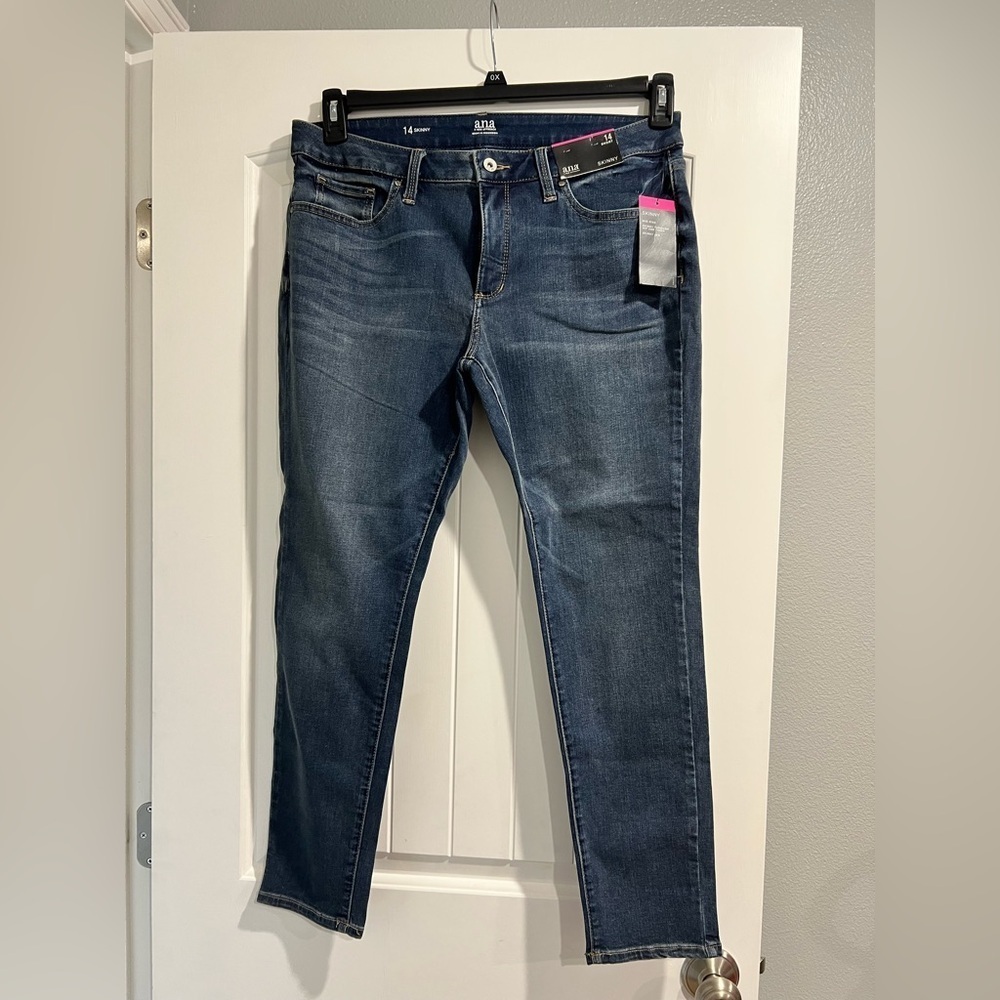 NWT women’s jeans ANA 14 short skinny mid rise - Picture 1 of 8